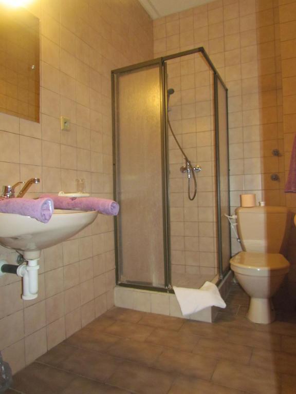 Hotel Venec Mlada Boleslav Bagian luar foto